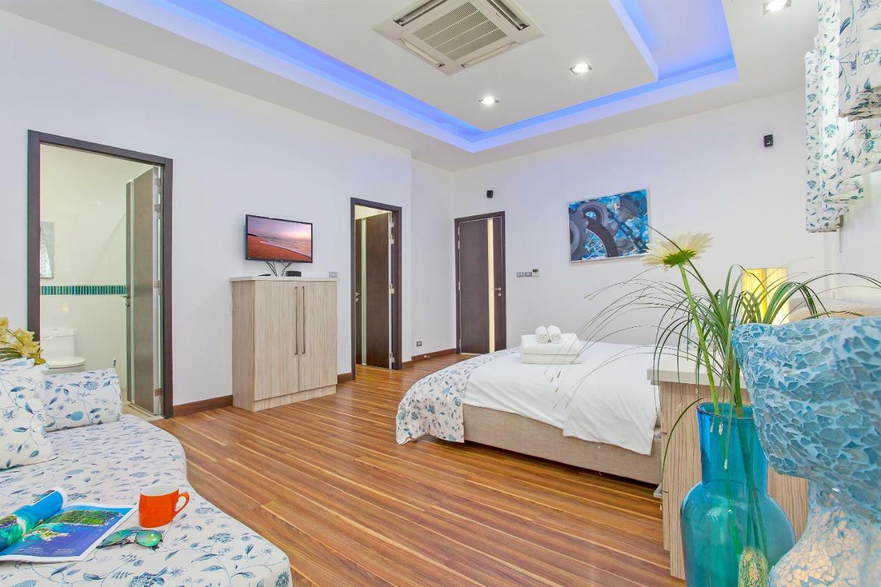 Royale Grand Villa Pattaya Exterior foto